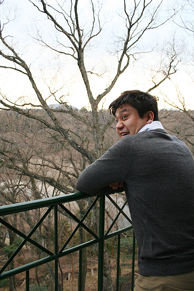 �΃T�X���H